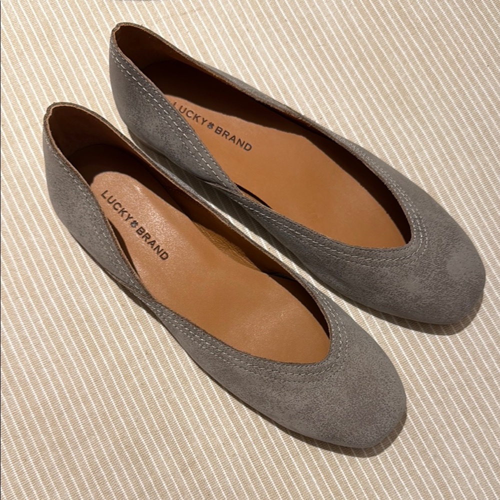 Lucky Brand Gray Suede Ballet Flats